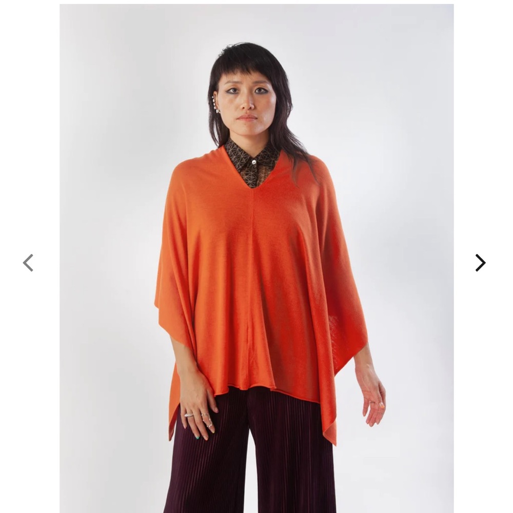 BLACK Kerisma Eden poncho, like new.